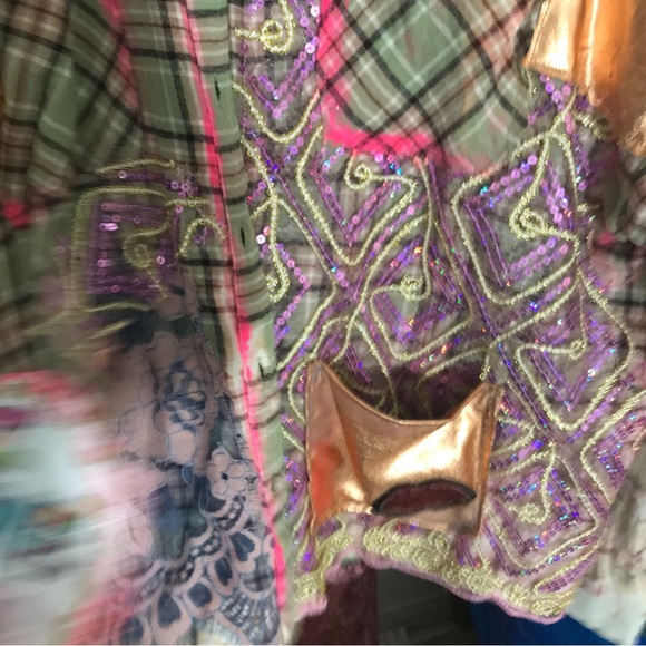 ANNA DRAY Creation Jennifer Lopez cropped flannel. Handmade fancy fabrics brooch - Picture 13 of 16